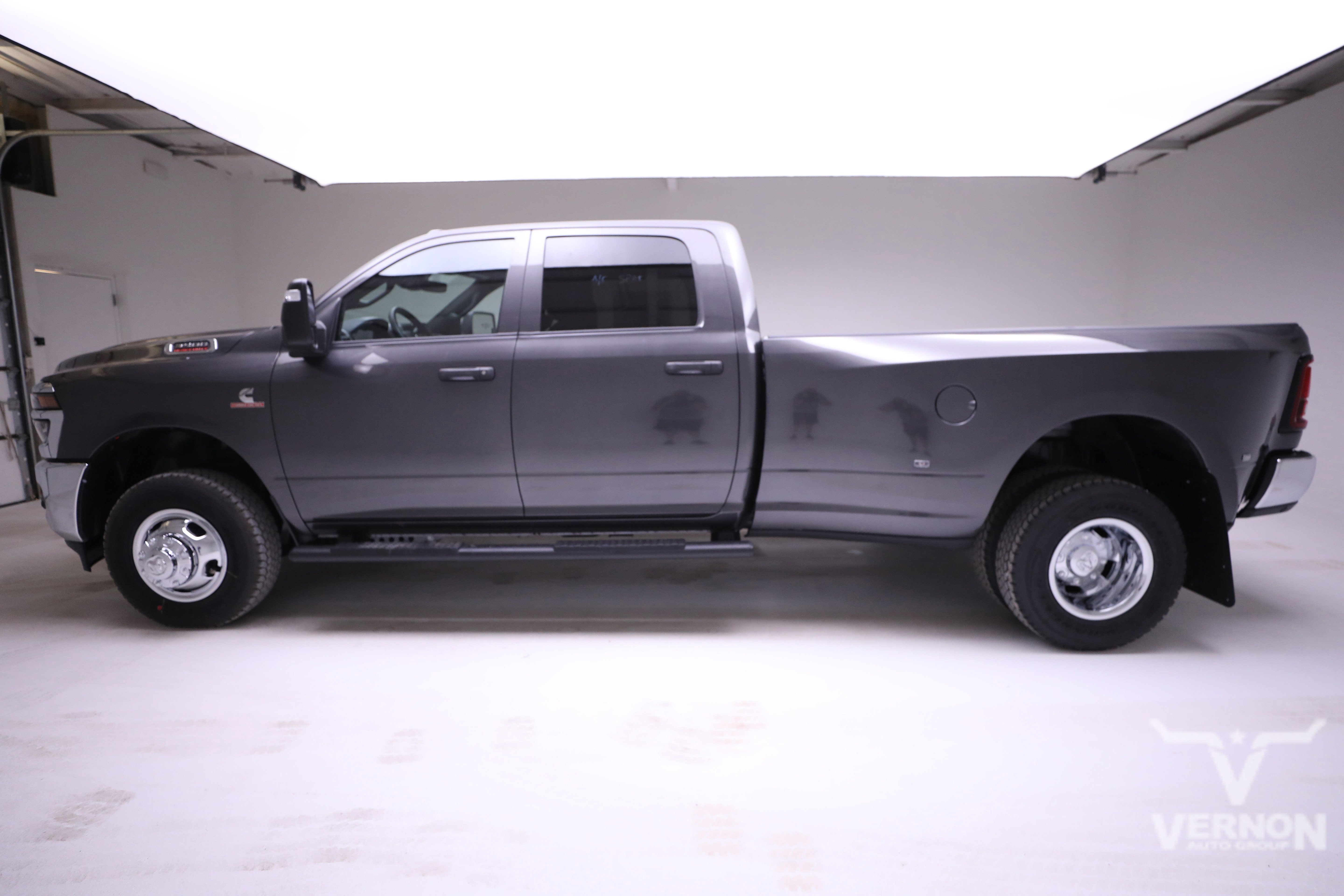 New 2026 Granite Crystal Metallic Clearcoat Ram N image 2
