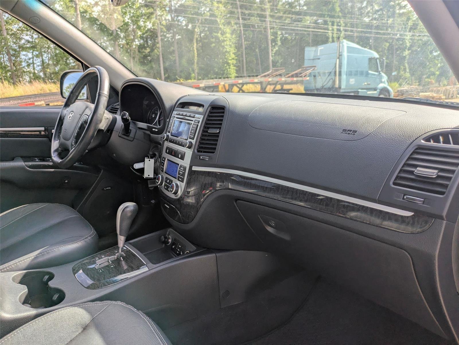 Used 2009 Ebony Black Hyundai Limited image 35