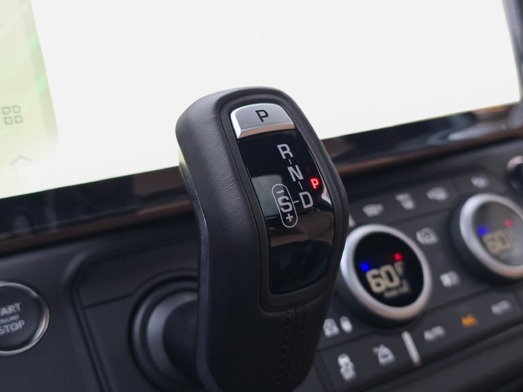 New 2026 Woolstone Green LAND ROVER X-Dynamic SE image 26