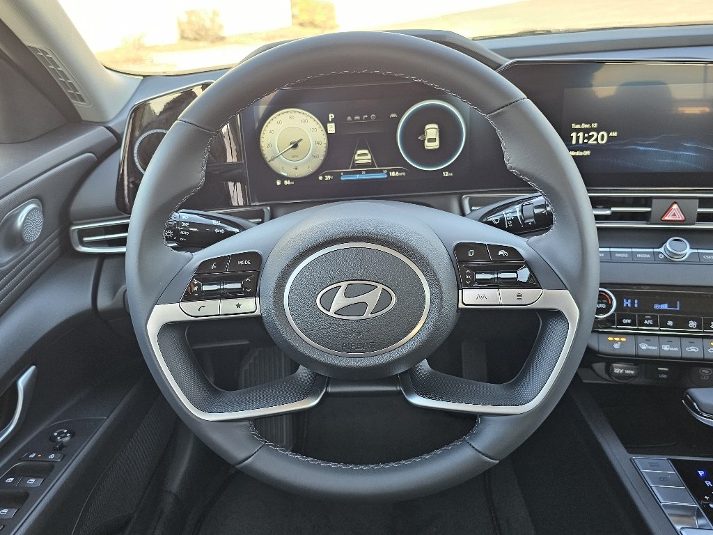 2024 Hyundai Elantra SEL - Photo 9