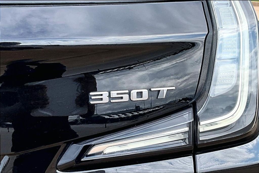 Used 2022 Black Cadillac Sport image 30