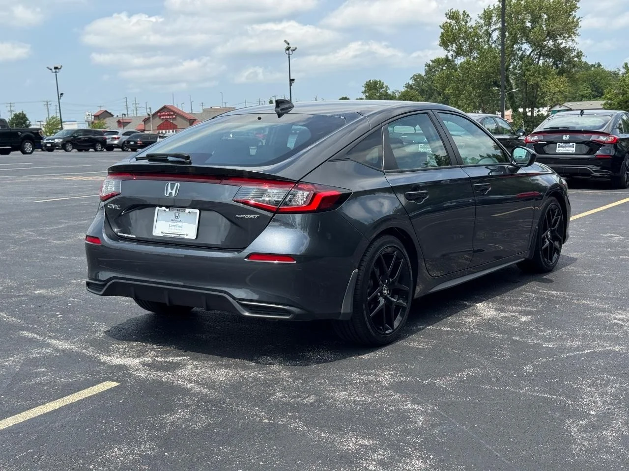2025 Honda Civic Hatchback Sport - Photo 4