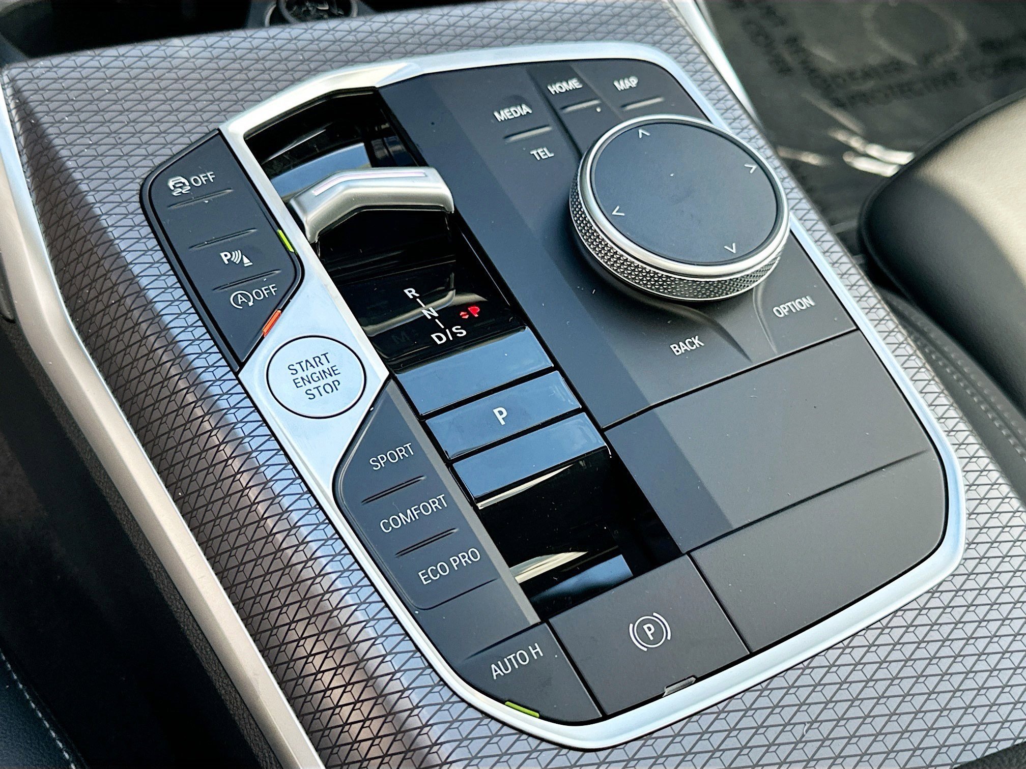 2026 BMW 3 Series 330i - Photo 14