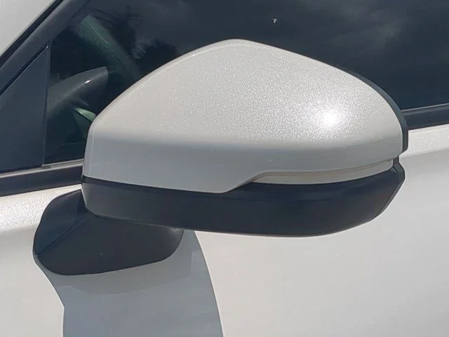 New 2027 Platinum White Pearl Honda LX image 11