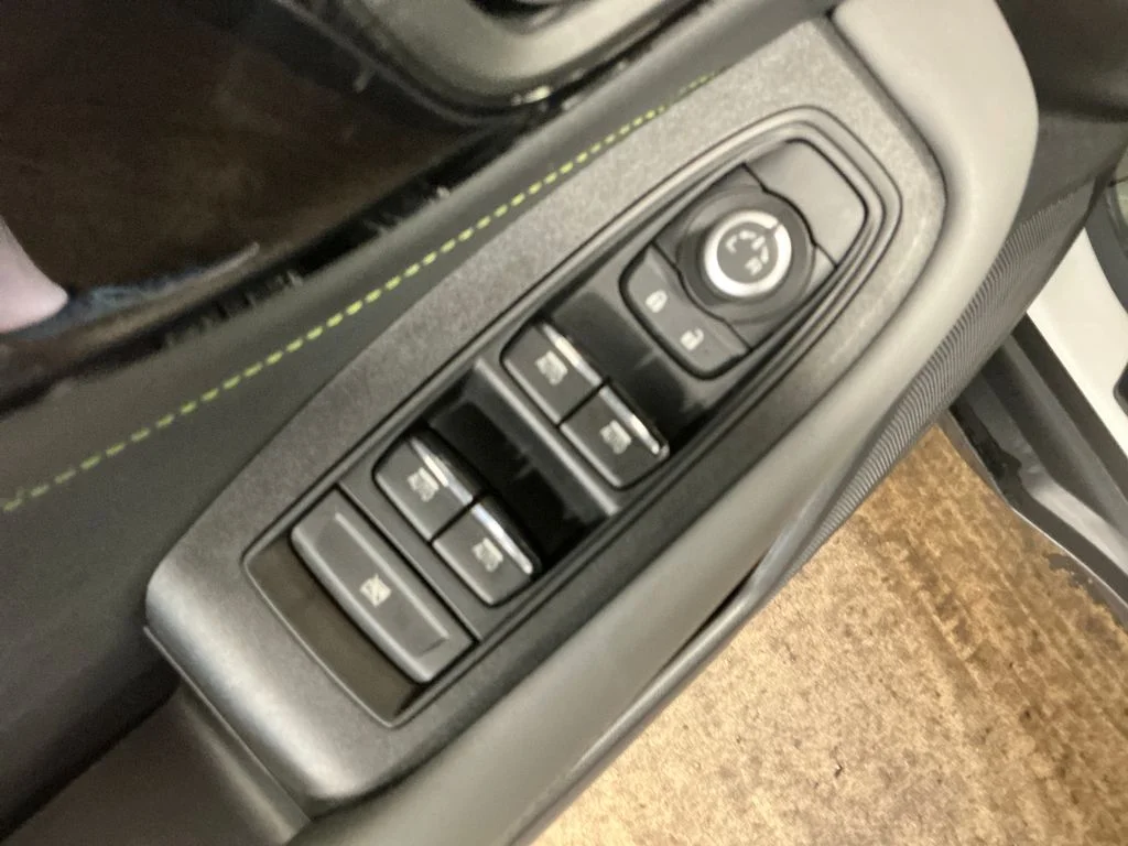 Used 2023 White Subaru Onyx Edition XT image 17