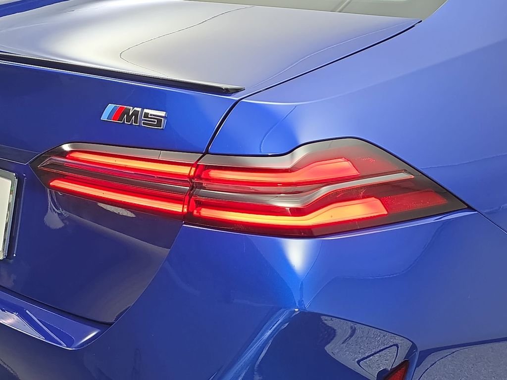 New 2026 Marina Bay Blue Metallic BMW  image 33