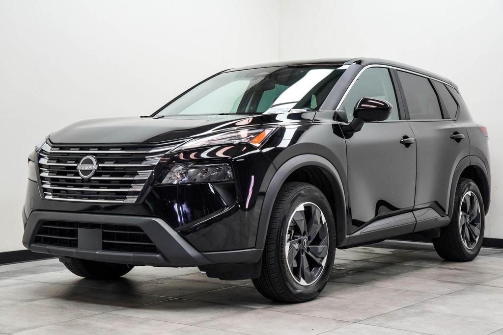Used 2025 Black Nissan SV image 9