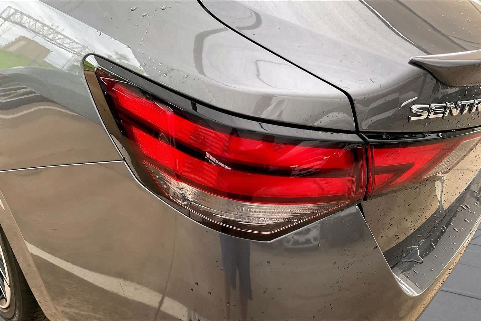 Used 2025 Gun Metallic Nissan SR image 25
