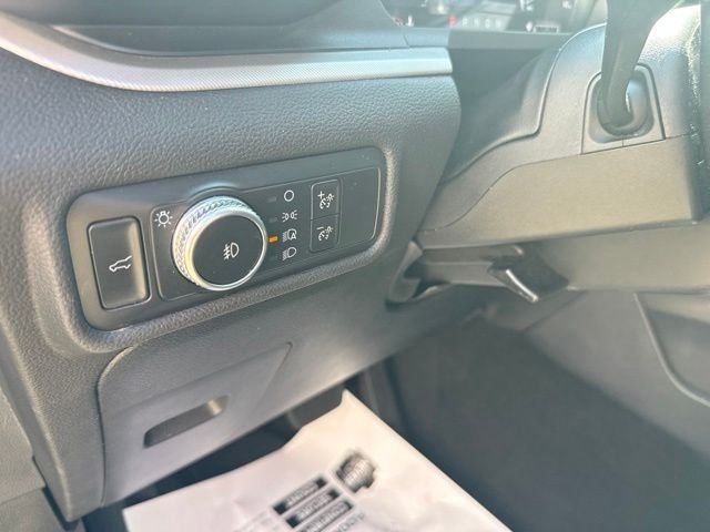 Used 2020 Gray Ford XLT image 29