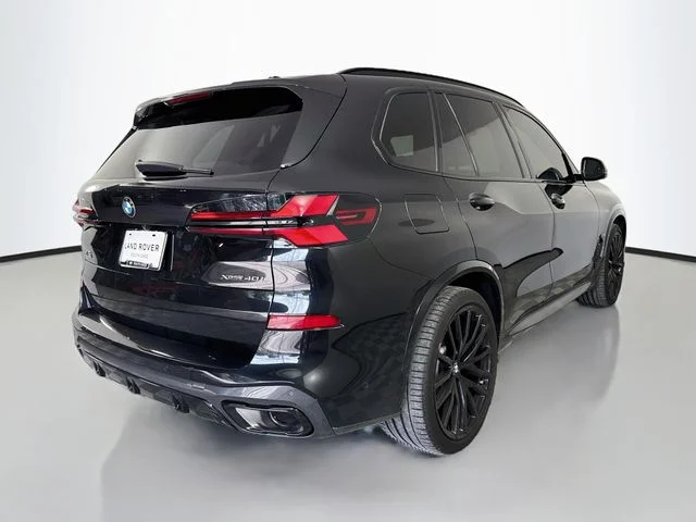 Used 2024 Black BMW xDrive40i image 5