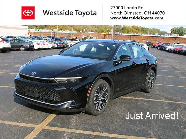 Used 2024 Black Toyota XLE image 1