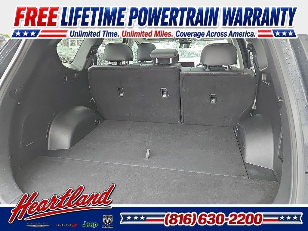 Used 2022 Black Hyundai Limited image 99