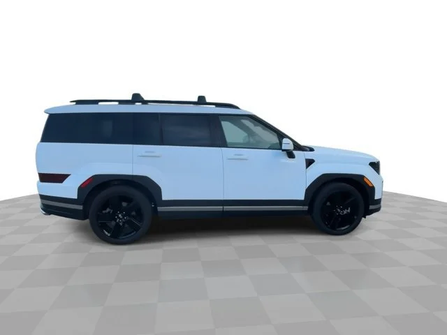 Used 2025 White Hyundai Limited image 9