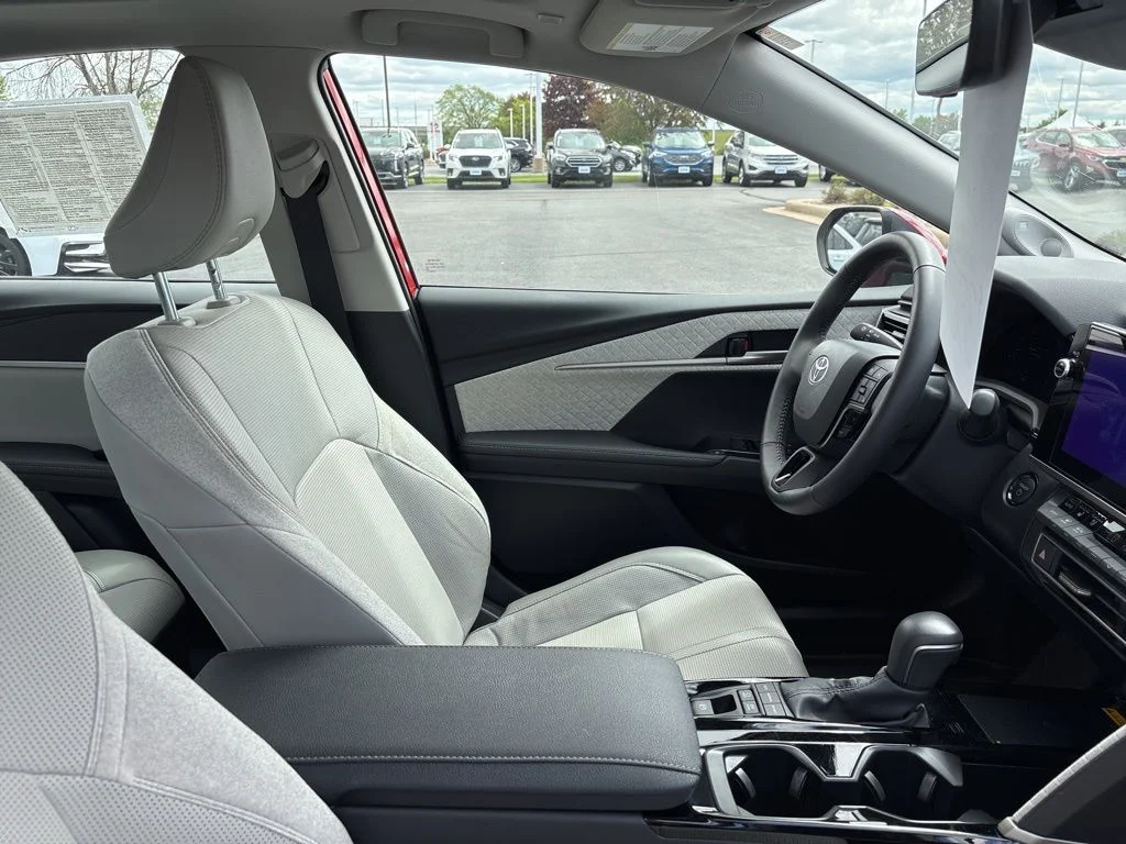 Used 2025 Supersonic Red Toyota XLE image 33