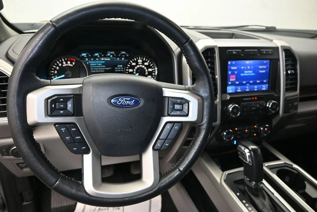 Used 2020 Silver Ford Lariat image 22