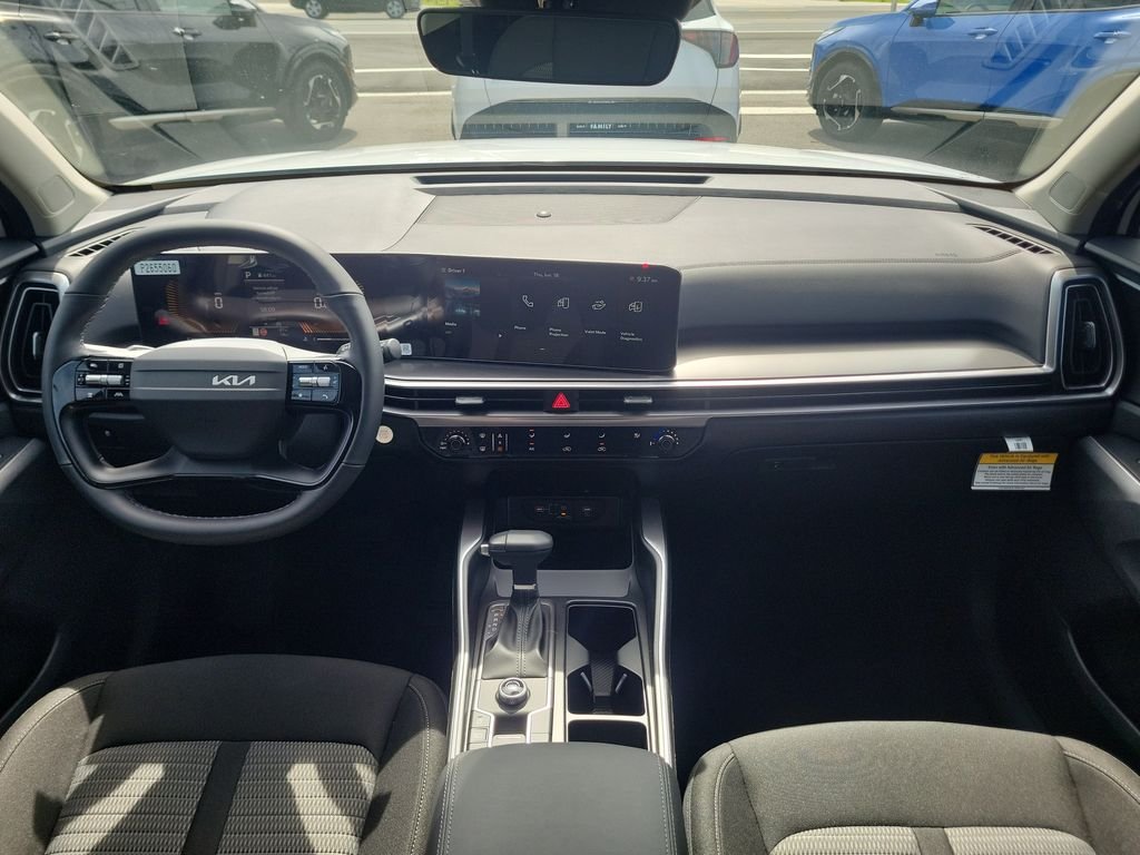 New 2026 White Kia LX image 17