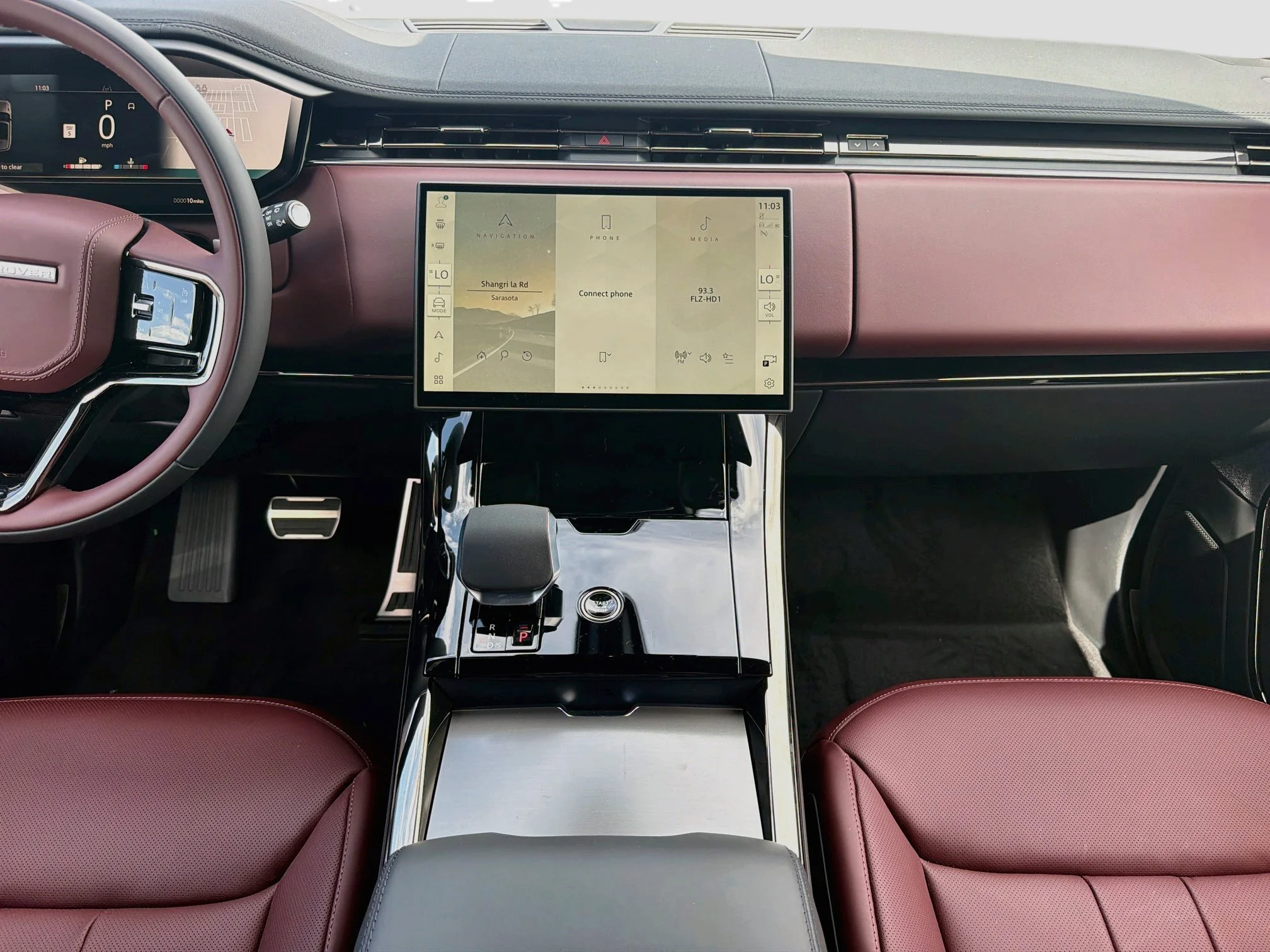 New 2026 Fuji White Land Rover Dynamic SE image 20