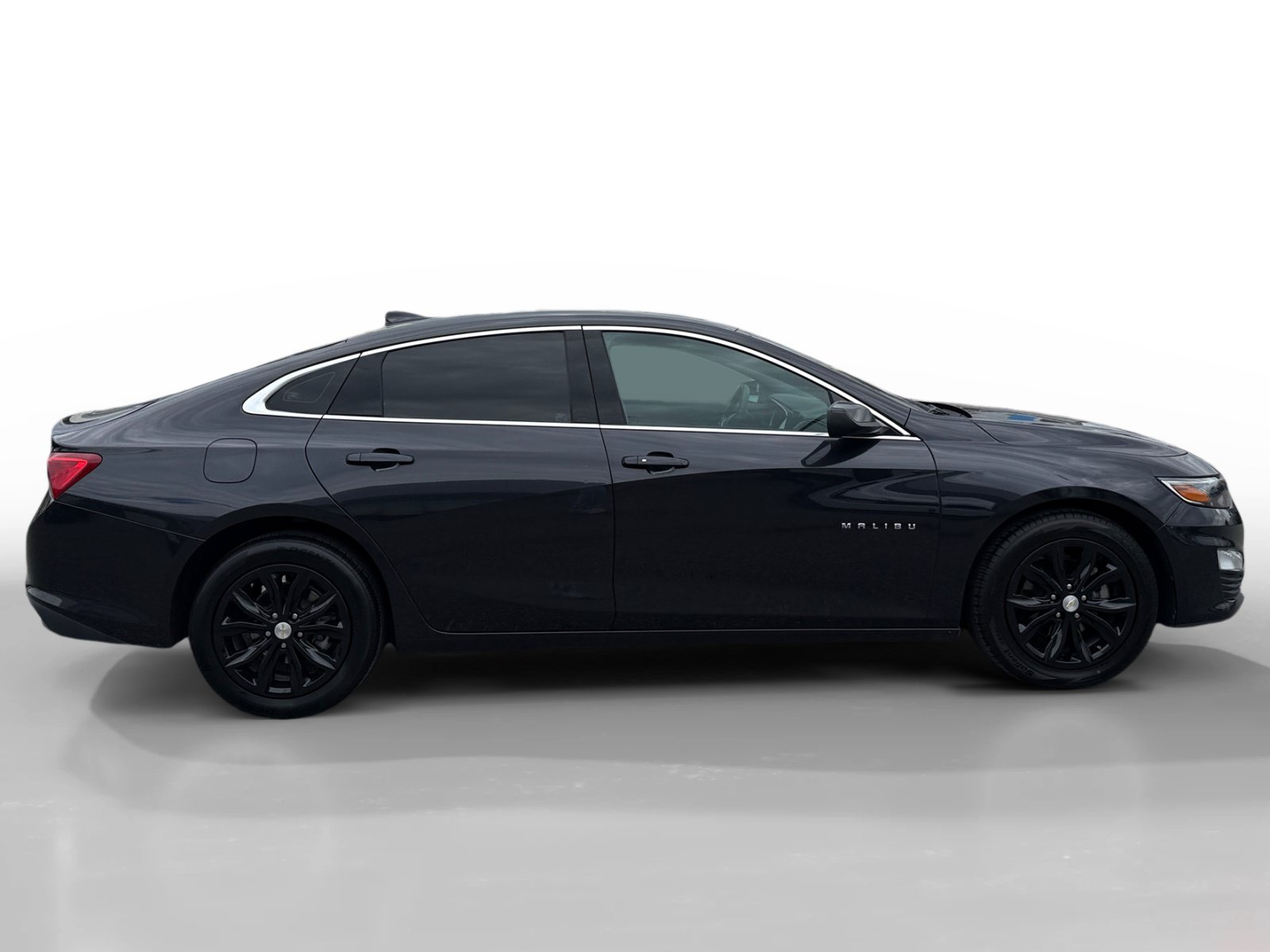Used 2023 Ash Chevrolet LT image 6