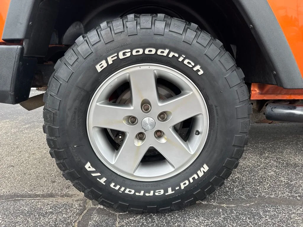 Used 2011 Orange Jeep Rubicon image 10