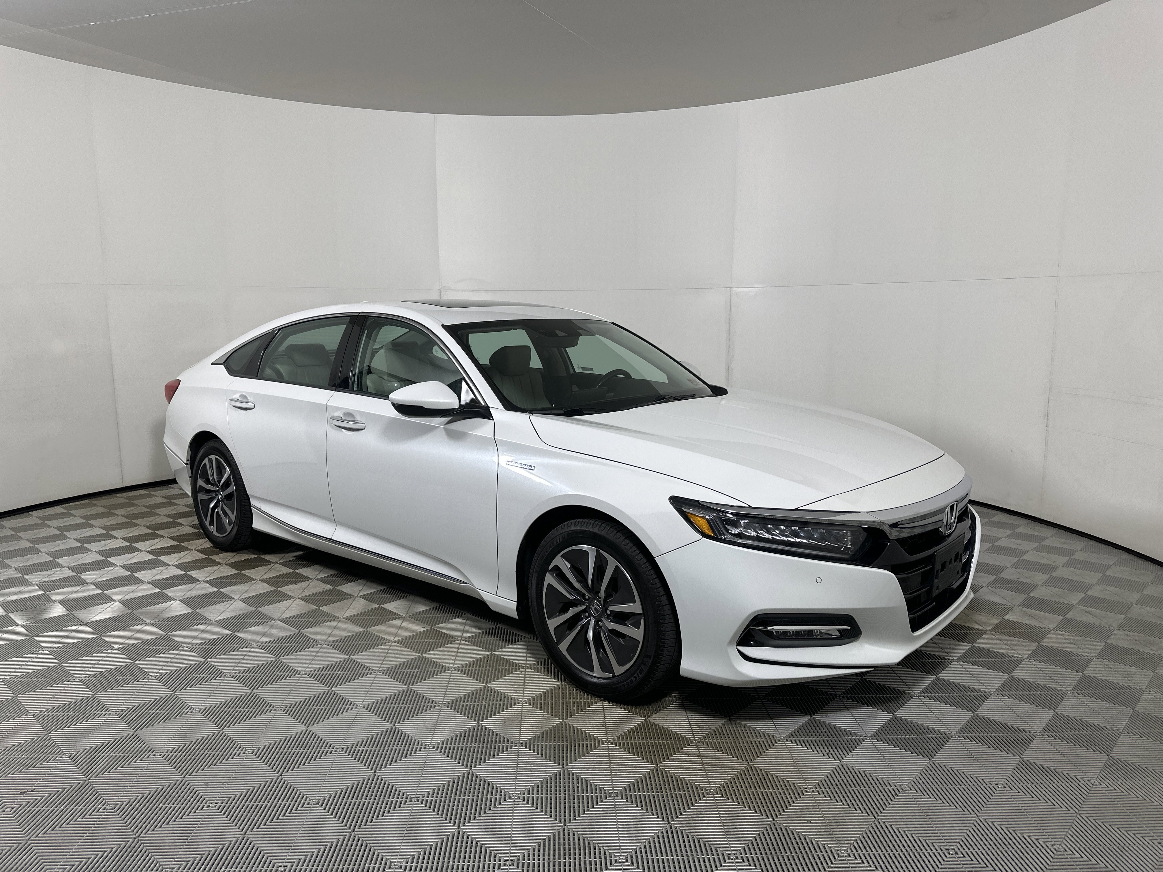 2019 Honda Accord Hybrid Touring