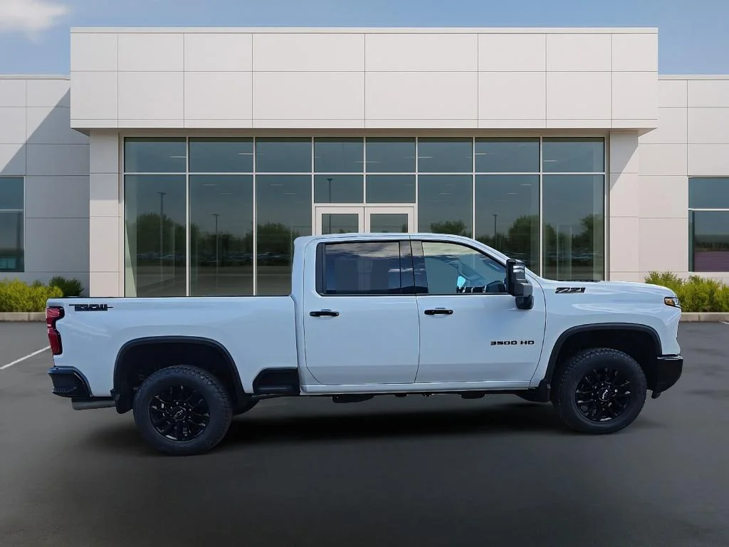 2026 Chevrolet Silverado 3500 HD LTZ - Photo 8