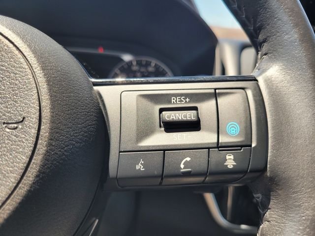Used 2023 Gray Nissan SL image 27