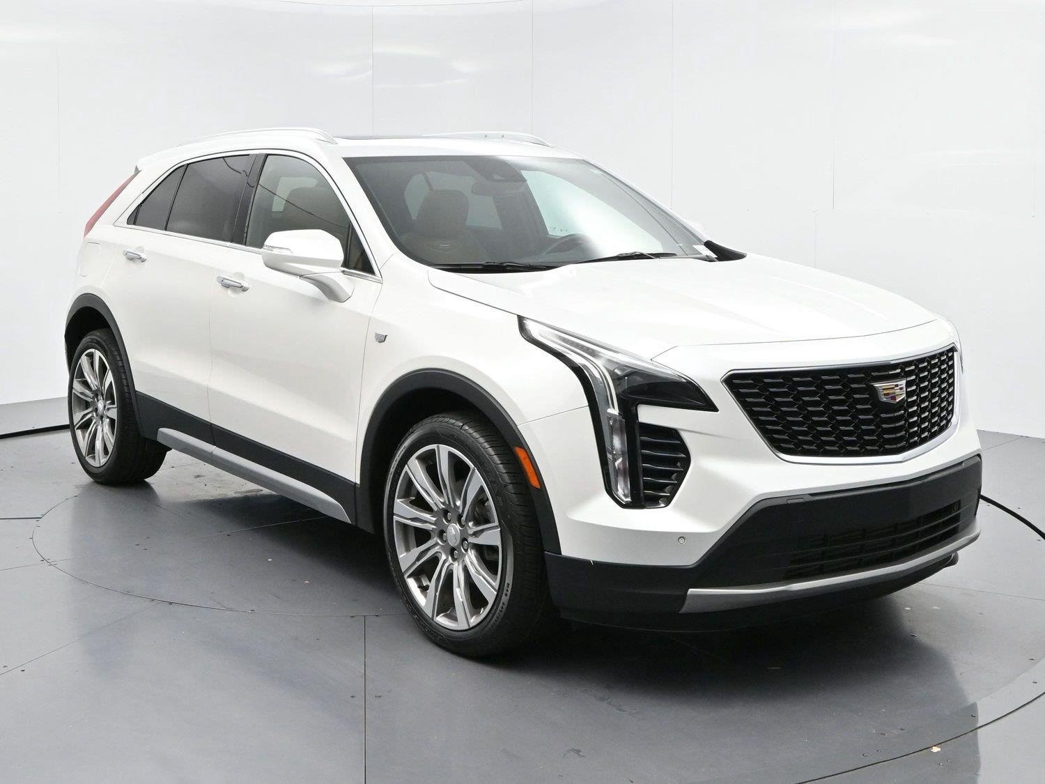 Used 2023 CRYSTAL WHITE TRICOAT Cadillac AWD Premium Luxury image 2
