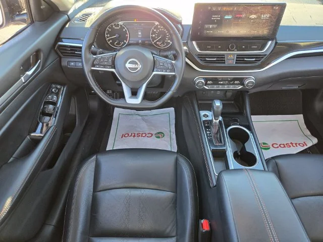 Used 2025 Gray Nissan SR image 14