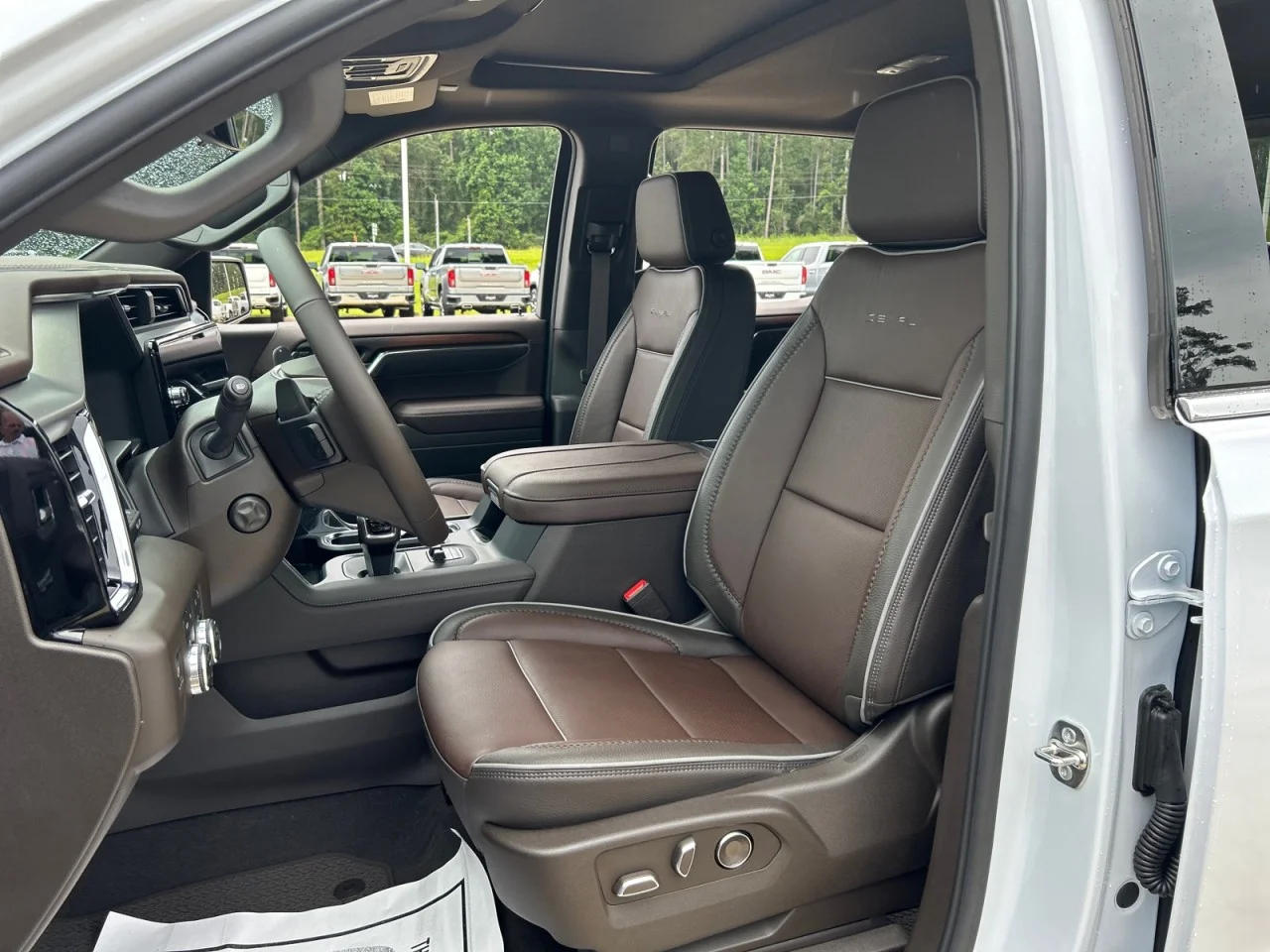 New 2026 Glacier White Tricoat GMC Denali image 17