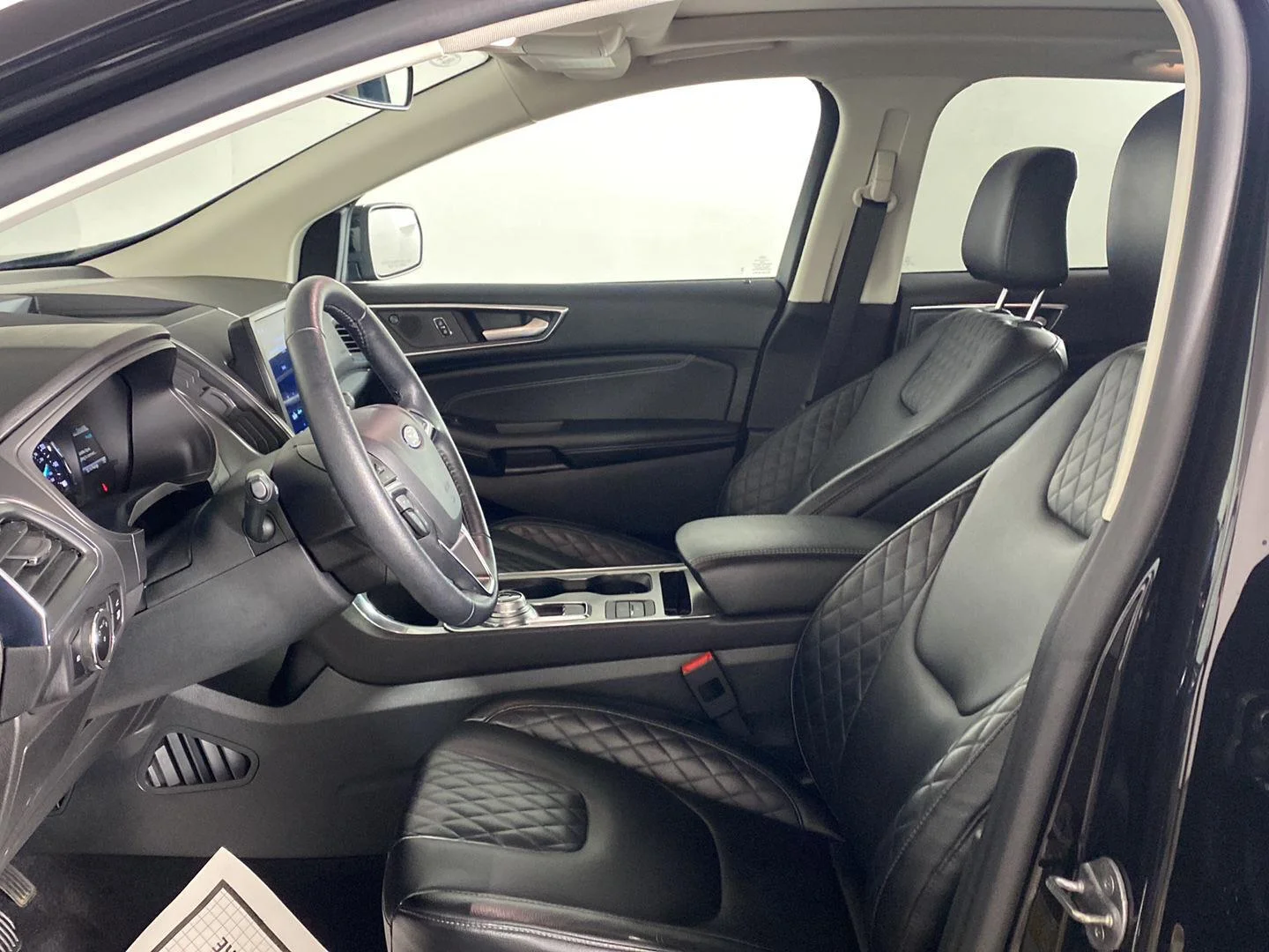 Used 2024 Agate Black Ford Titanium image 16