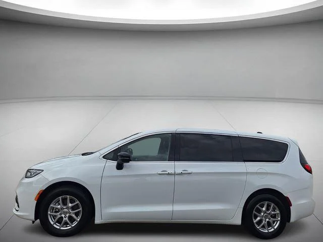 Used 2024 Bright White Clearcoat Chrysler Touring L image 2