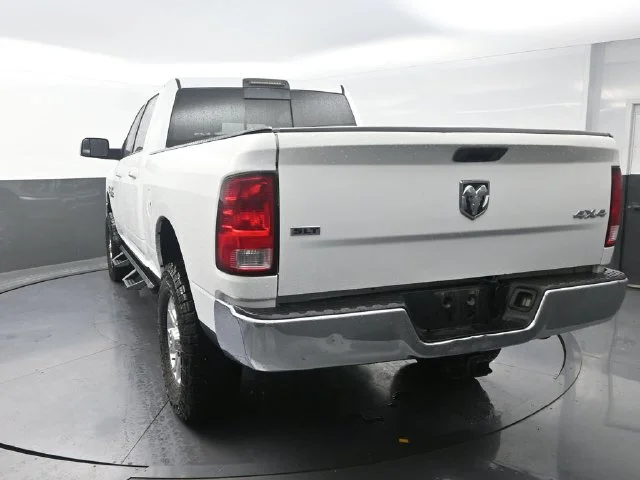 Used 2016 White Ram SLT image 7
