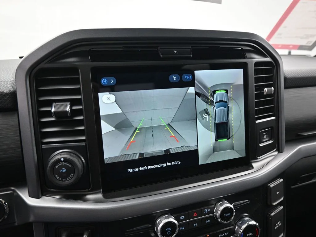 New 2025 Black Ford XLT image 15
