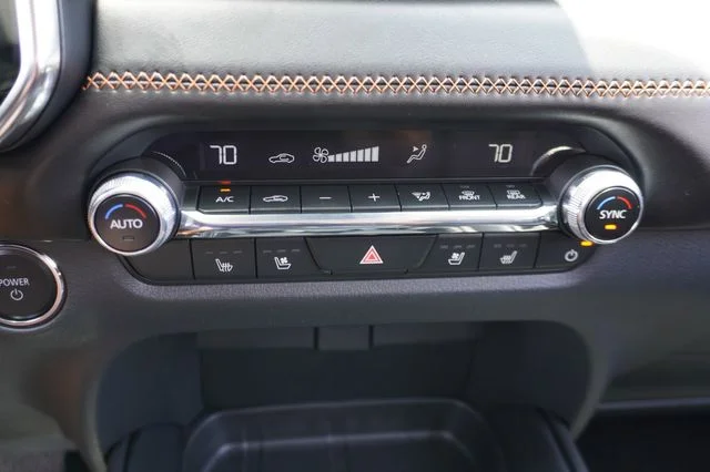 2025 Mazda CX-50 Premium Plus - Photo 6