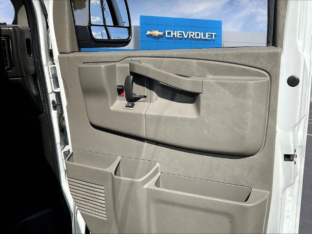 Certified Used 2020 SUMMIT WHITE Chevrolet LT image 30