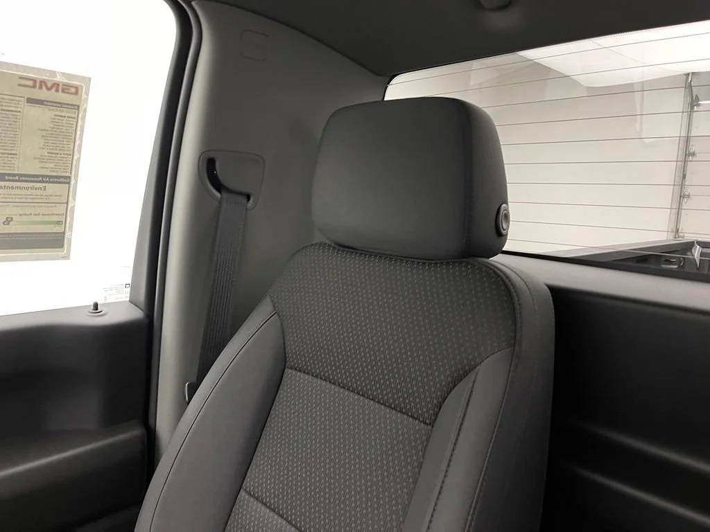 2026 GMC Sierra 3500HD Pro - Photo 33