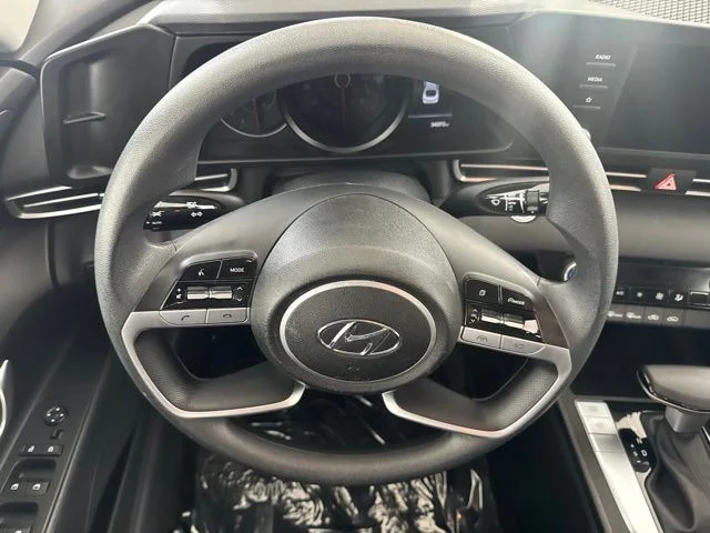Used 2023 Red Hyundai SEL image 23
