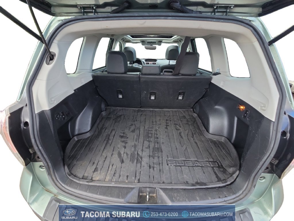 Used 2018 Green Subaru 2.5i Touring image 19