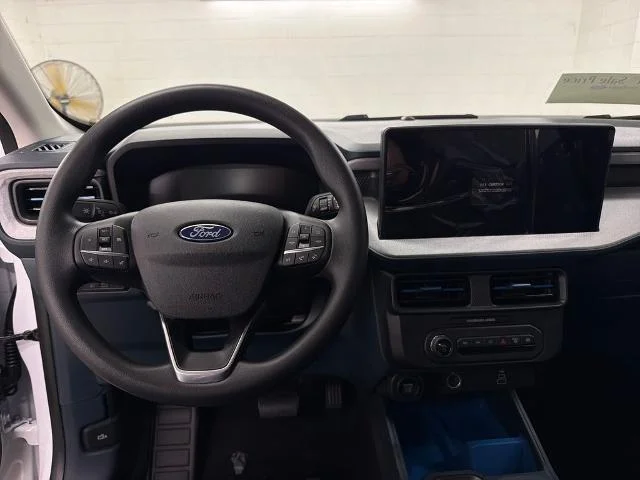 New 2026 Oxford White Ford XLT image 8