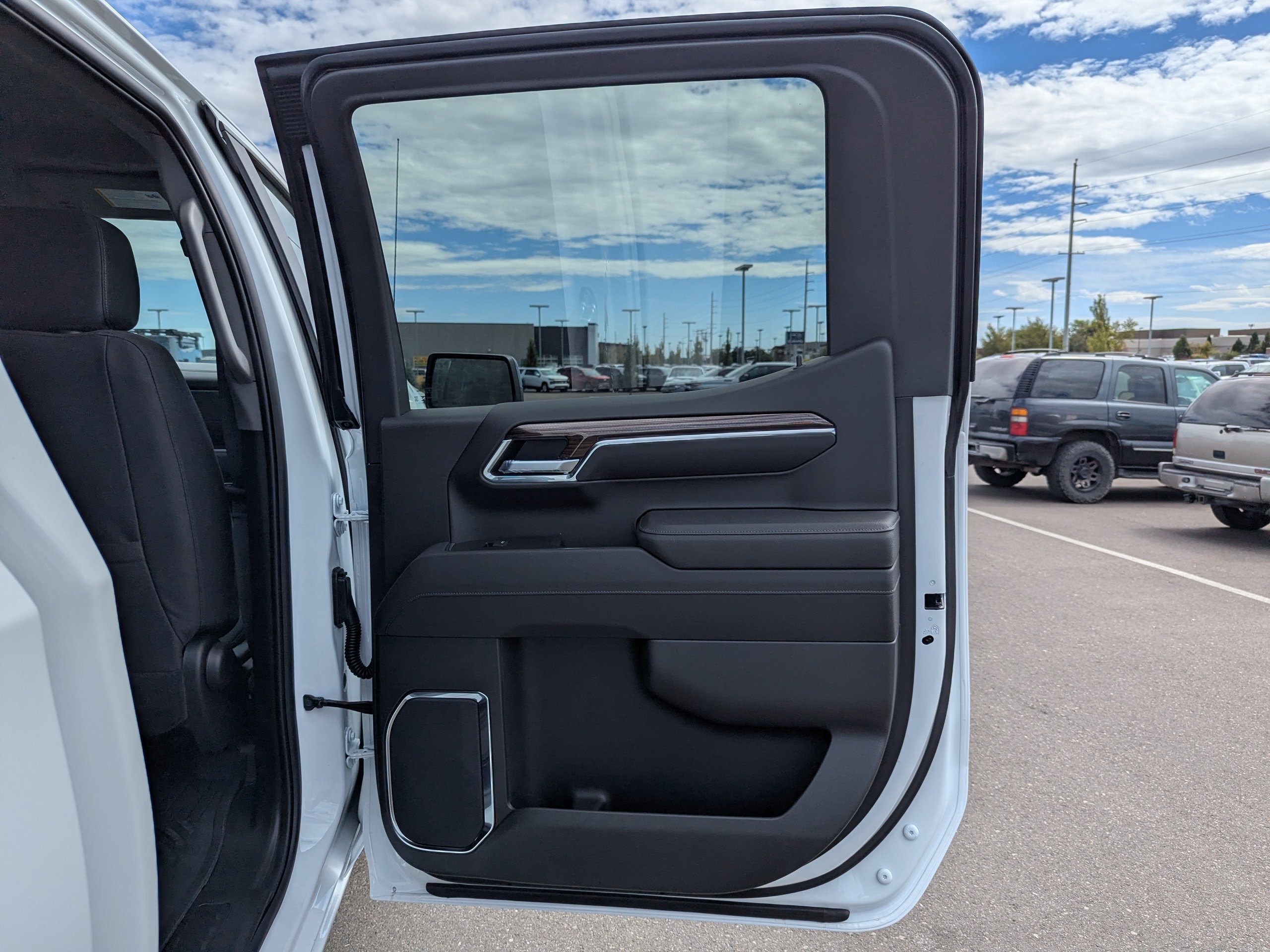 2026 Chevrolet Silverado 1500 LT Trail Boss - Photo 39