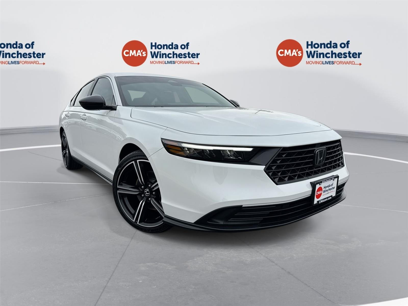 Used 2025 Platinum White Pearl Honda Sport image 1