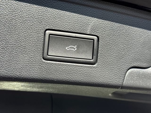 2026 Volkswagen Atlas Cross Sport SEL R-LINE - Photo 15