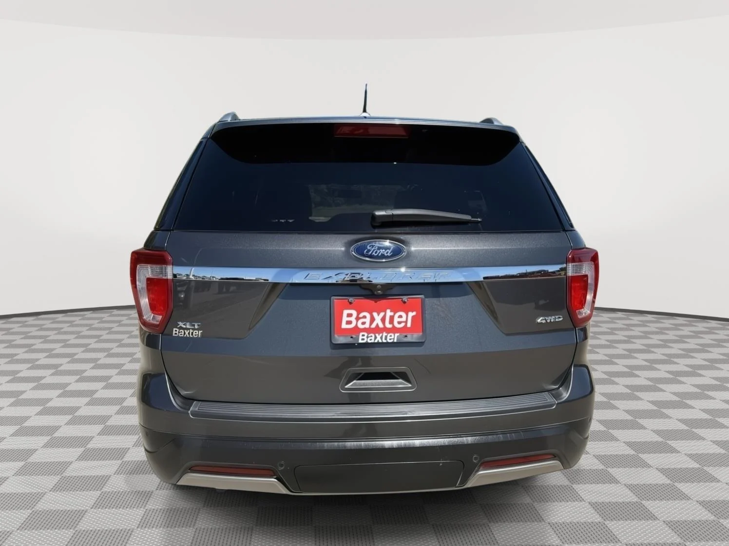 Used 2019 Magnetic Ford XLT image 6