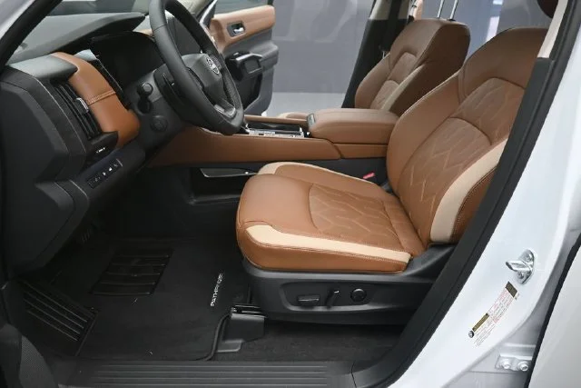 New 2026 White Nissan Platinum image 29