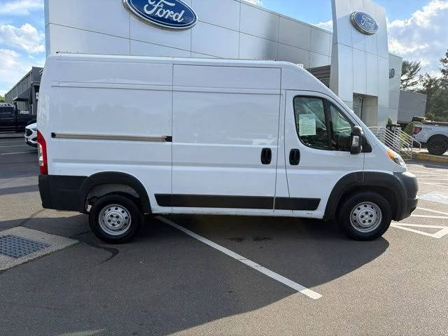 Used 2019 White Ram High Roof image 8