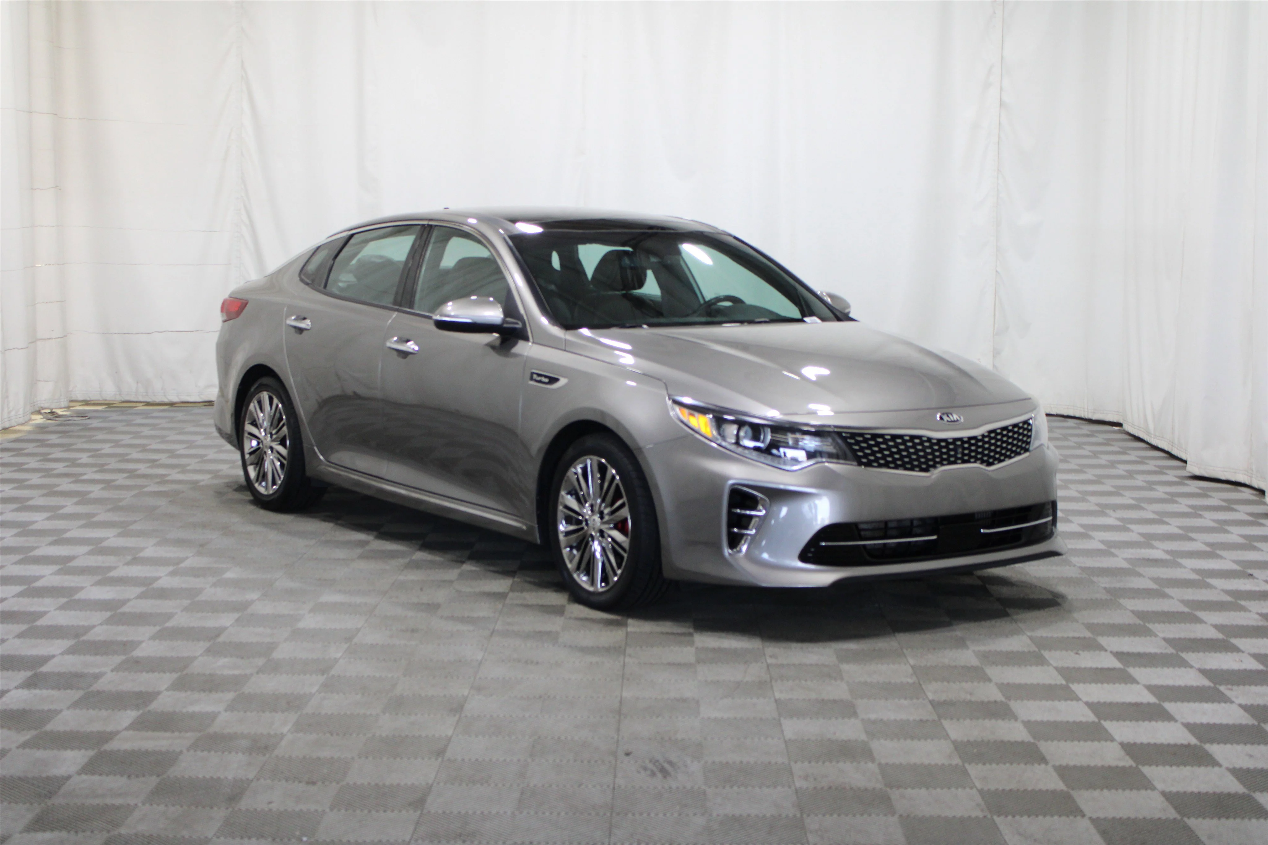 2016 Kia Optima SXL AT Turbo's photo