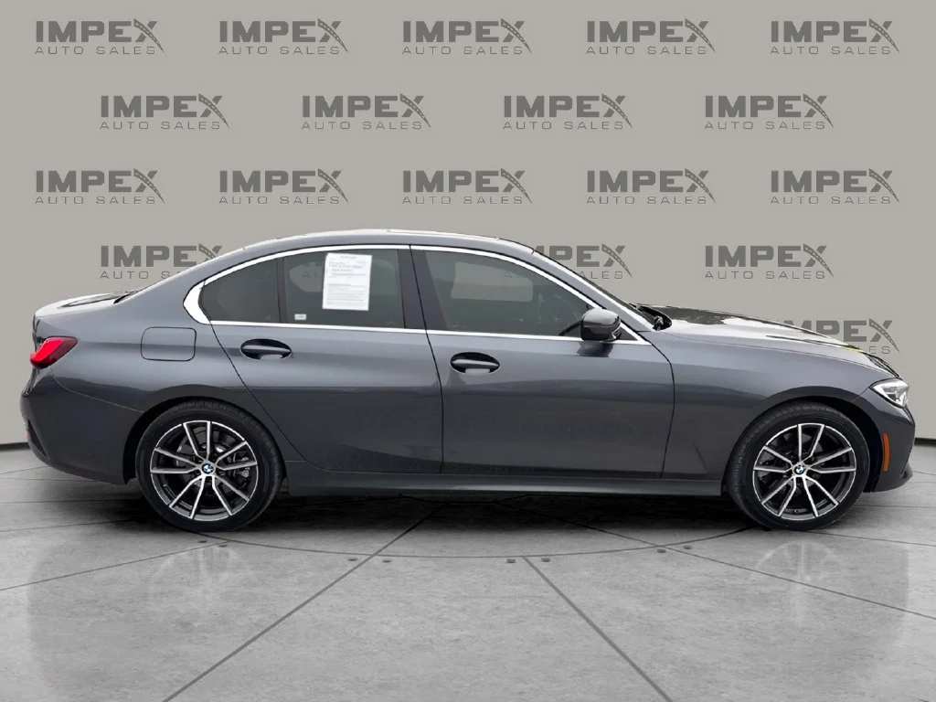 Used 2022 Gray BMW 330i image 6