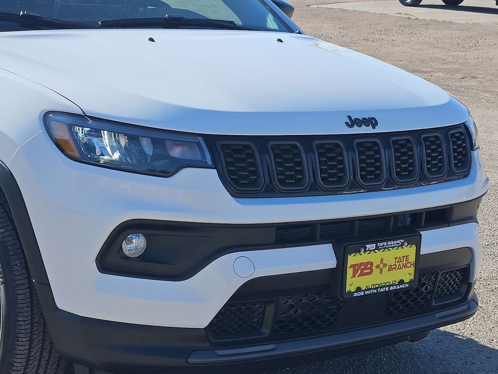 New 2026 Bright White Clearcoat Jeep Latitude image 7