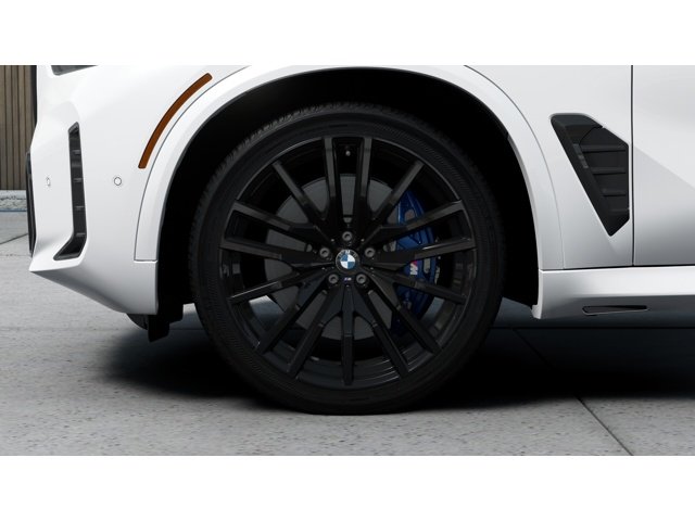 New 2026 Mineral White Metallic BMW X5 M60i image 7