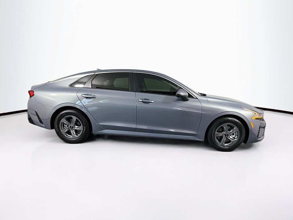 Used 2023 Silver Kia LXS image 11